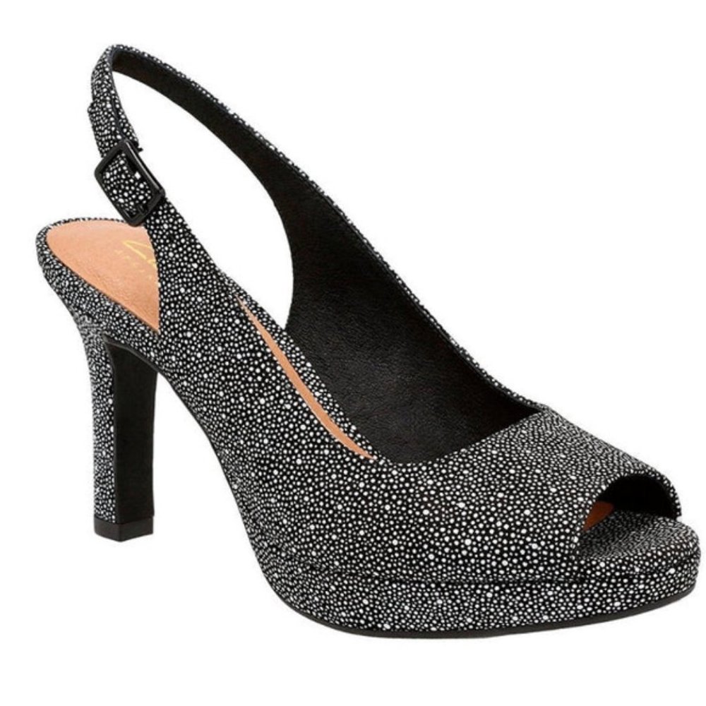 Clarks Artisan Mayra Blossom Shagreen black peep toe platform sling backs US 8